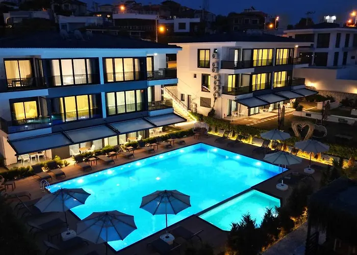 ベッド・アンド・ブレックファスト No 48 Alacati 3*