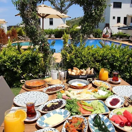 Couette-café No 48 Alacati 3*