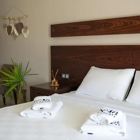 No 48 Alacati Bed & Breakfast 3*