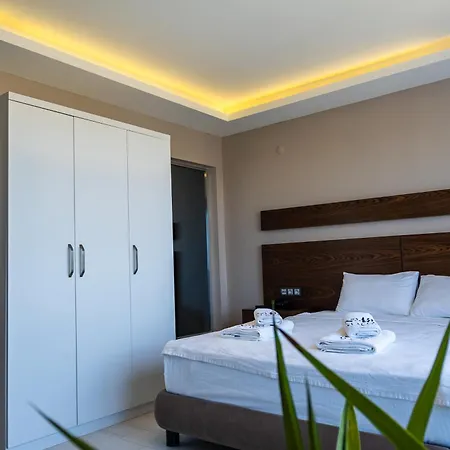 No 48 Alacati Bed & Breakfast 3*